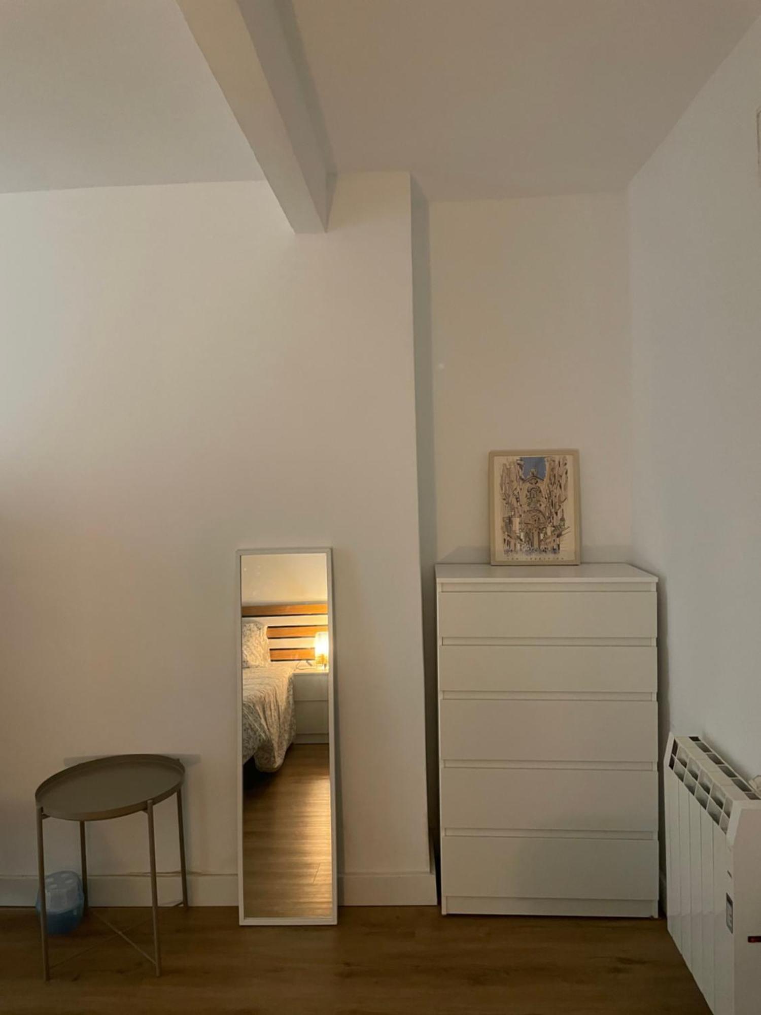 Cozy Apartment 6' From San Sebastian + Parking Usúrbil Esterno foto