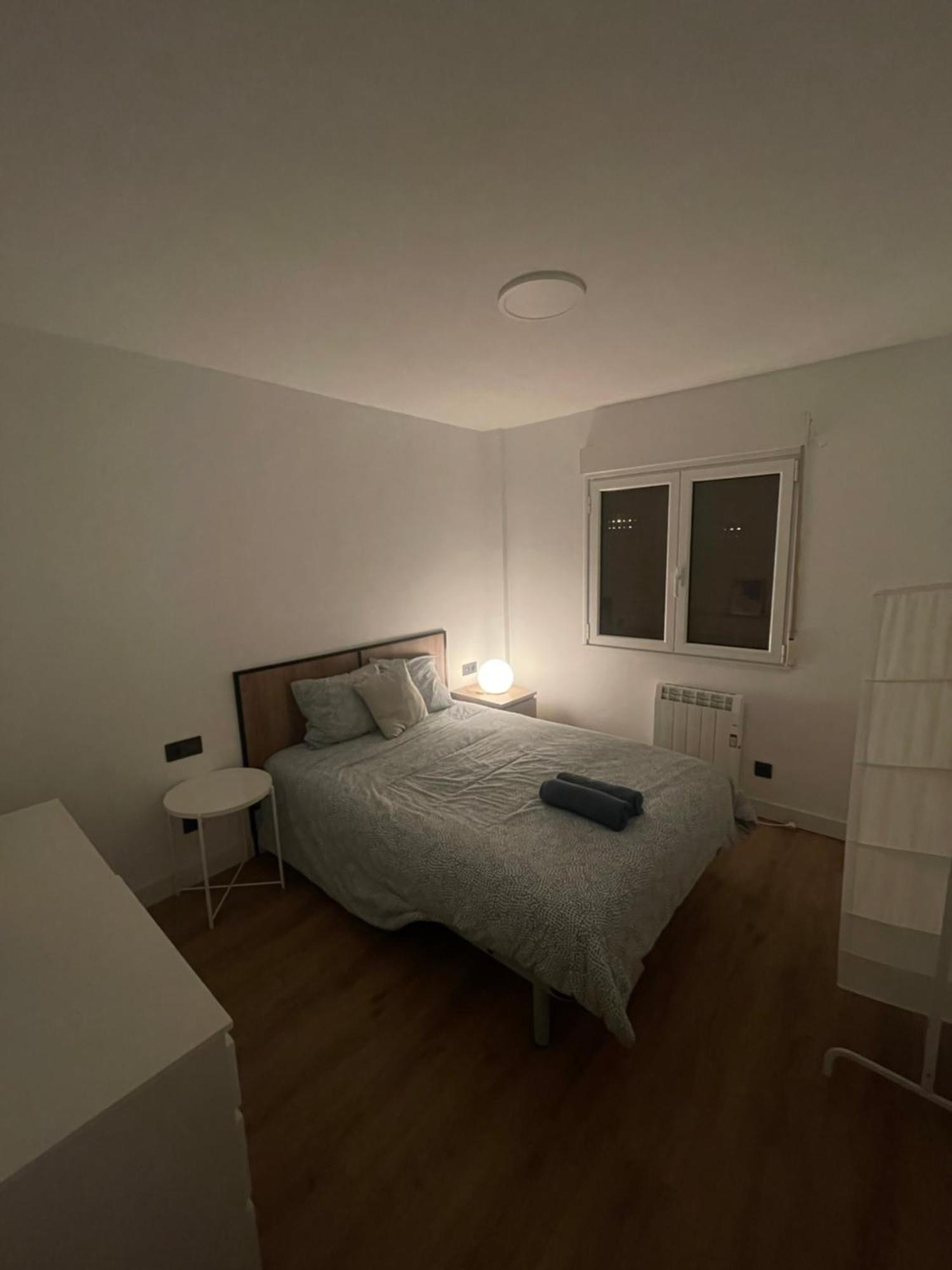 Cozy Apartment 6' From San Sebastian + Parking Usúrbil Esterno foto